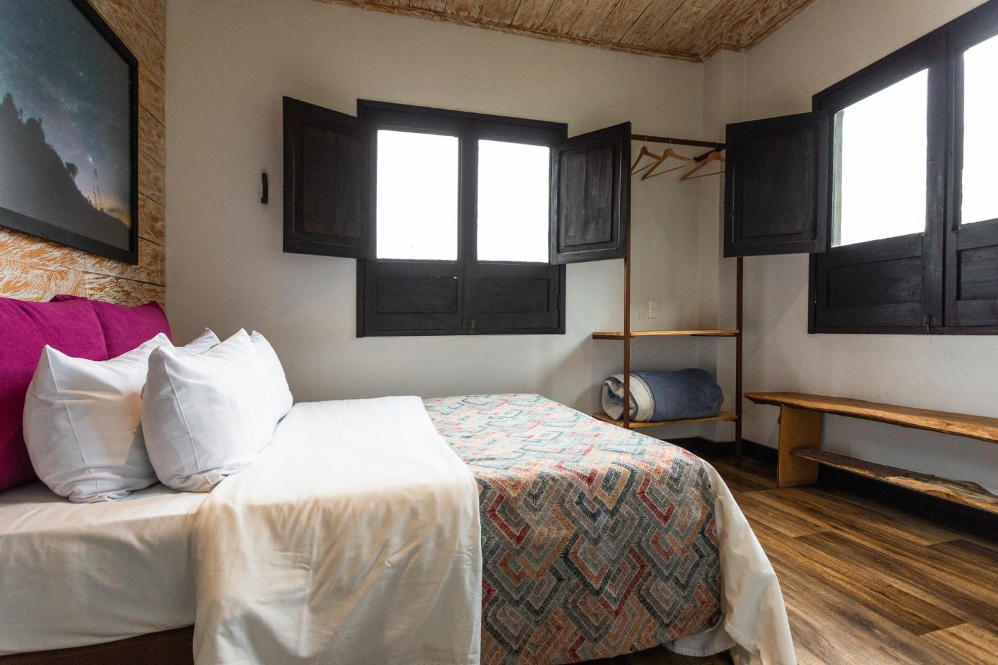 Termales Del Ruiz Gallinazo (Caldas)